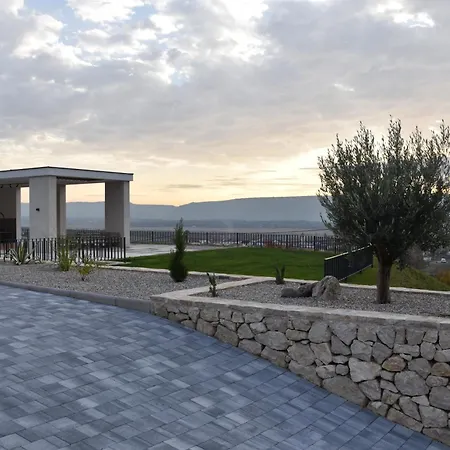 Alta Vista Residence&spa Villa *